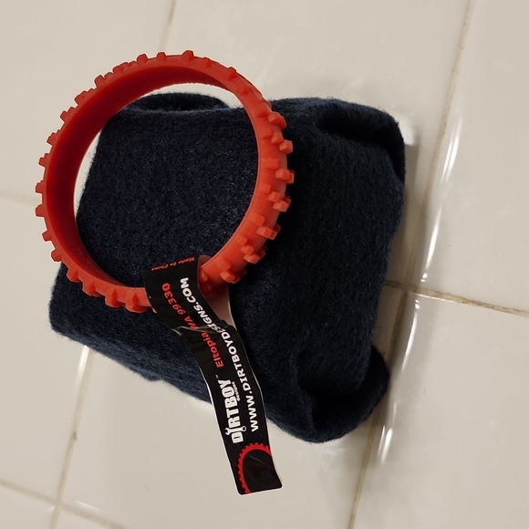 Dirtboy ride on rubber braclet - Picture 1 of 1
